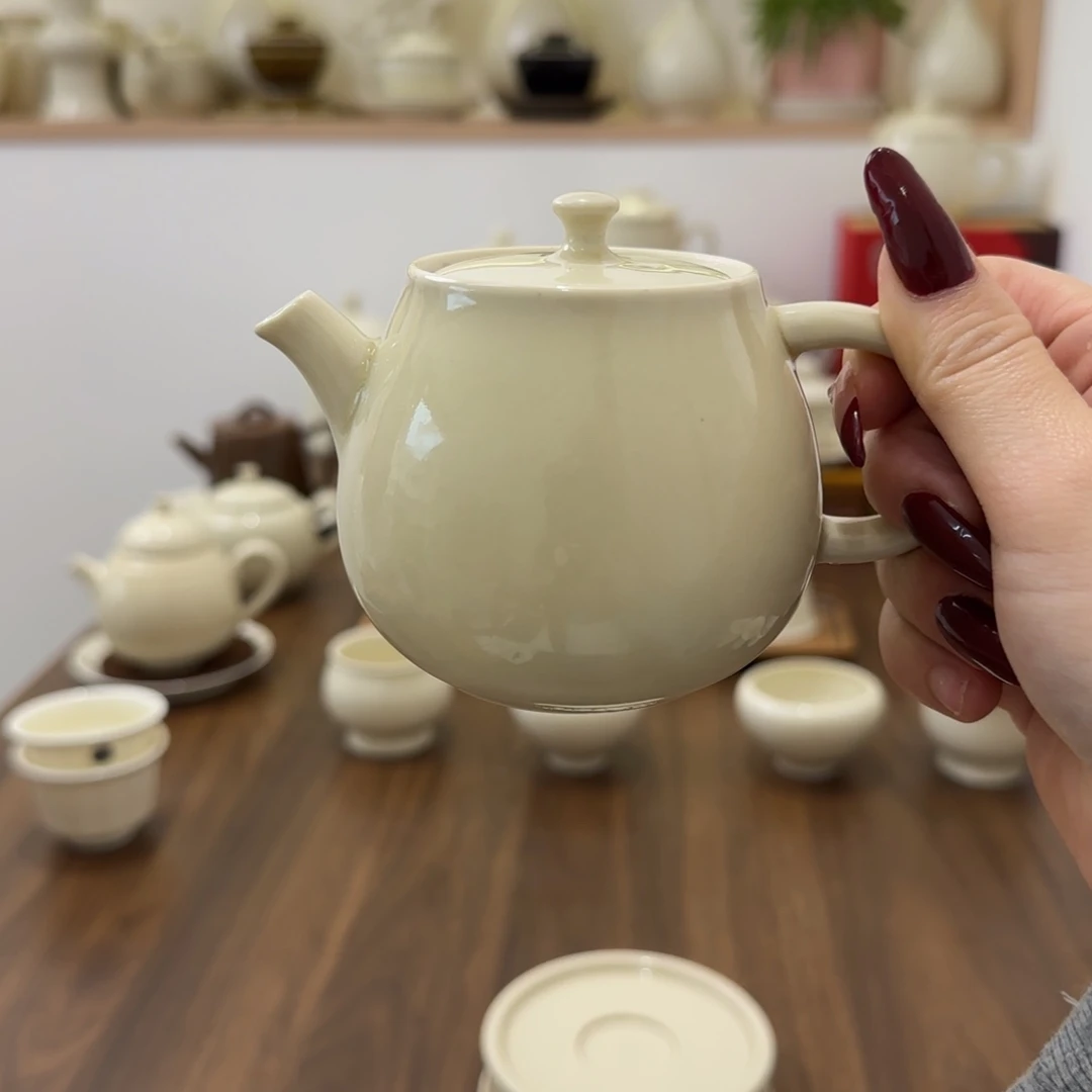 仿古色茶壶 瑕疵把手釉眼 无礼盒