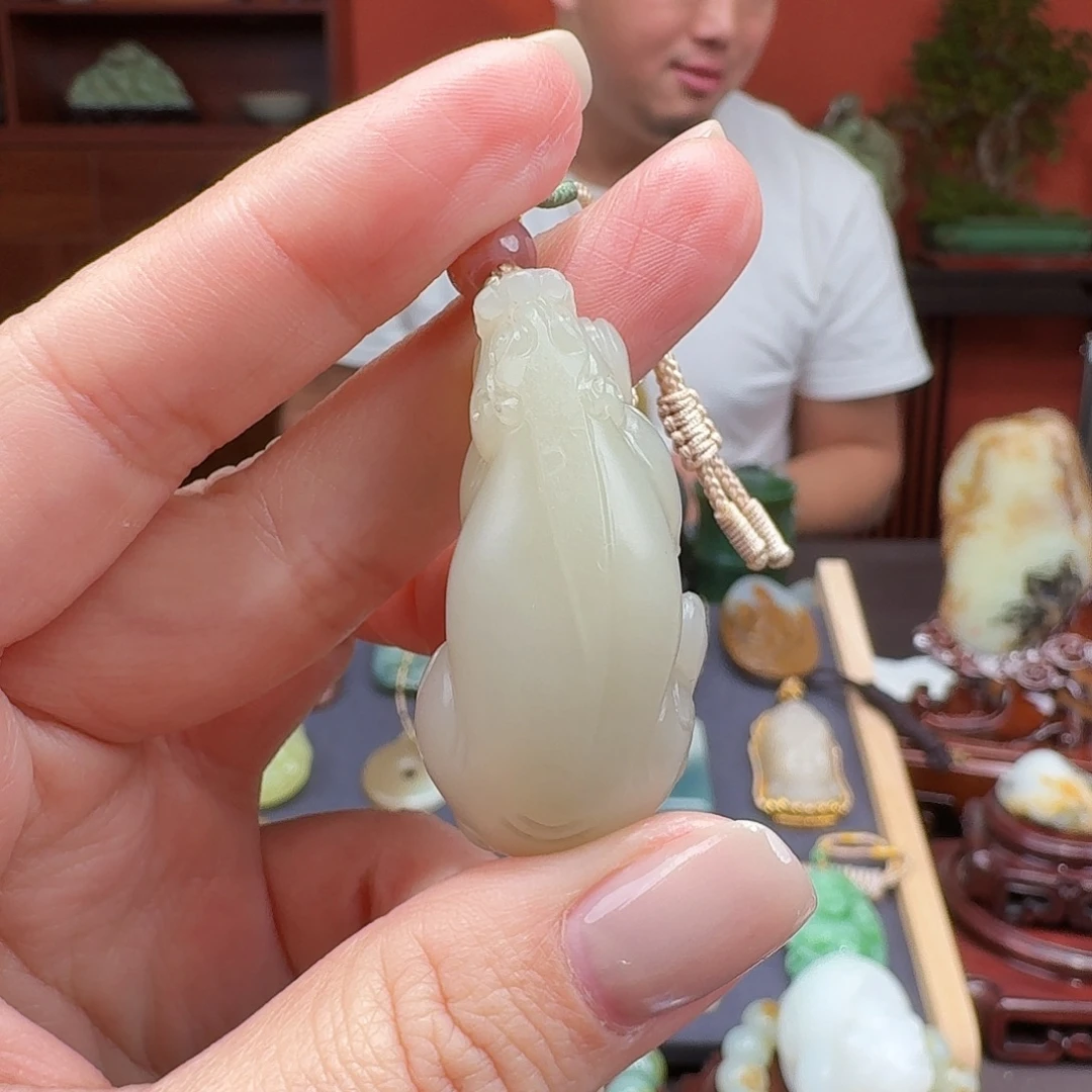 墨***子和田玉未镶嵌挂件