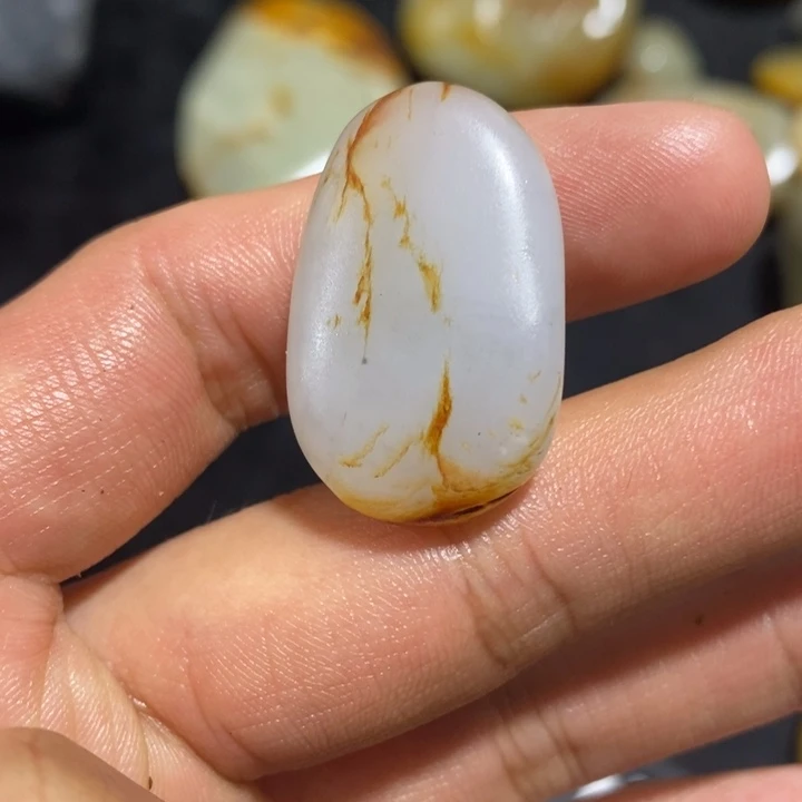 未镶嵌和田玉（糖玉）挂件林*