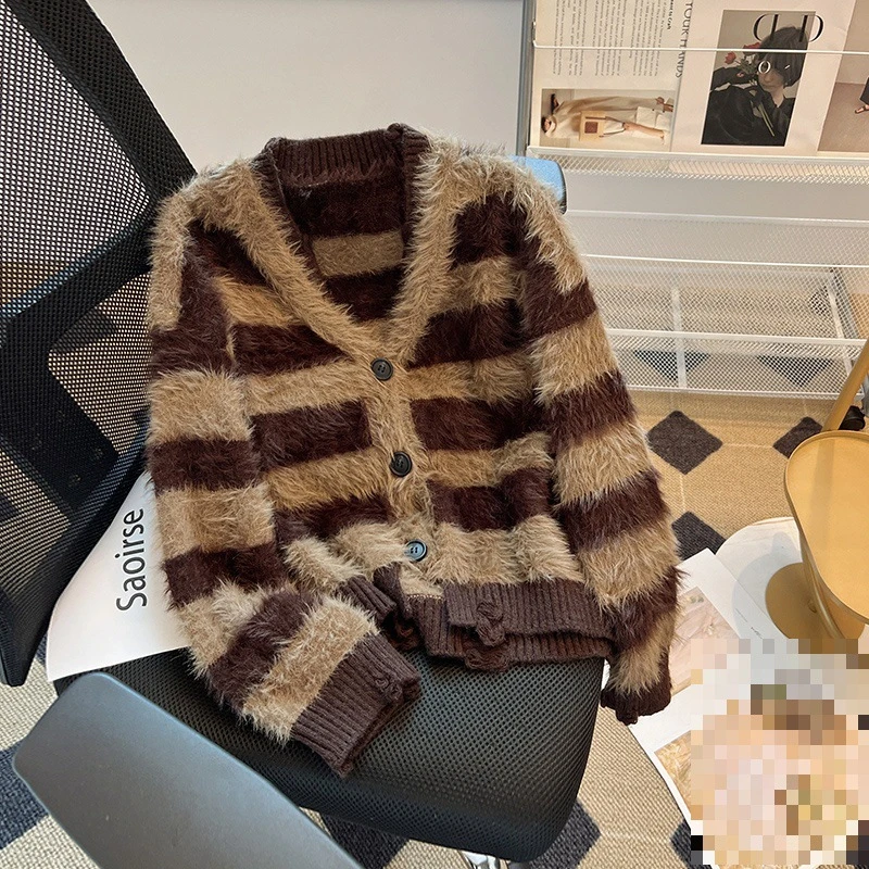 薄款慵懒风软糯水貂绒假两件条纹毛衣开衫女早秋加厚领短款针织衫