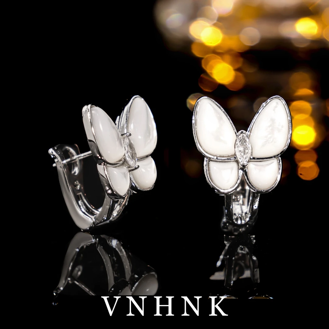 铜合金合成锆石耳饰 美可儿   B56   白色时尚气质耳环