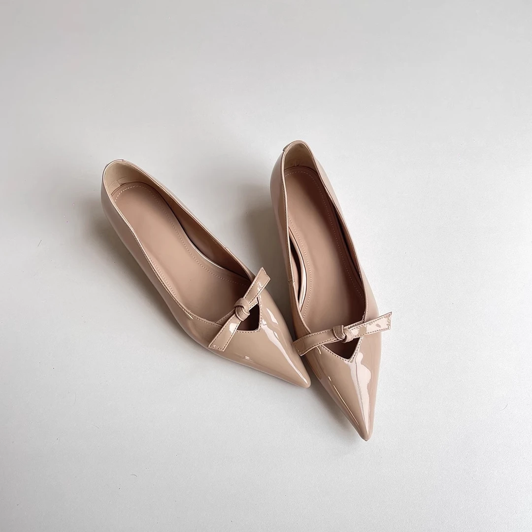 2025欧洲站尖头内玛丽珍鞋女新款法式气质结配裙子浅口坡跟单鞋女