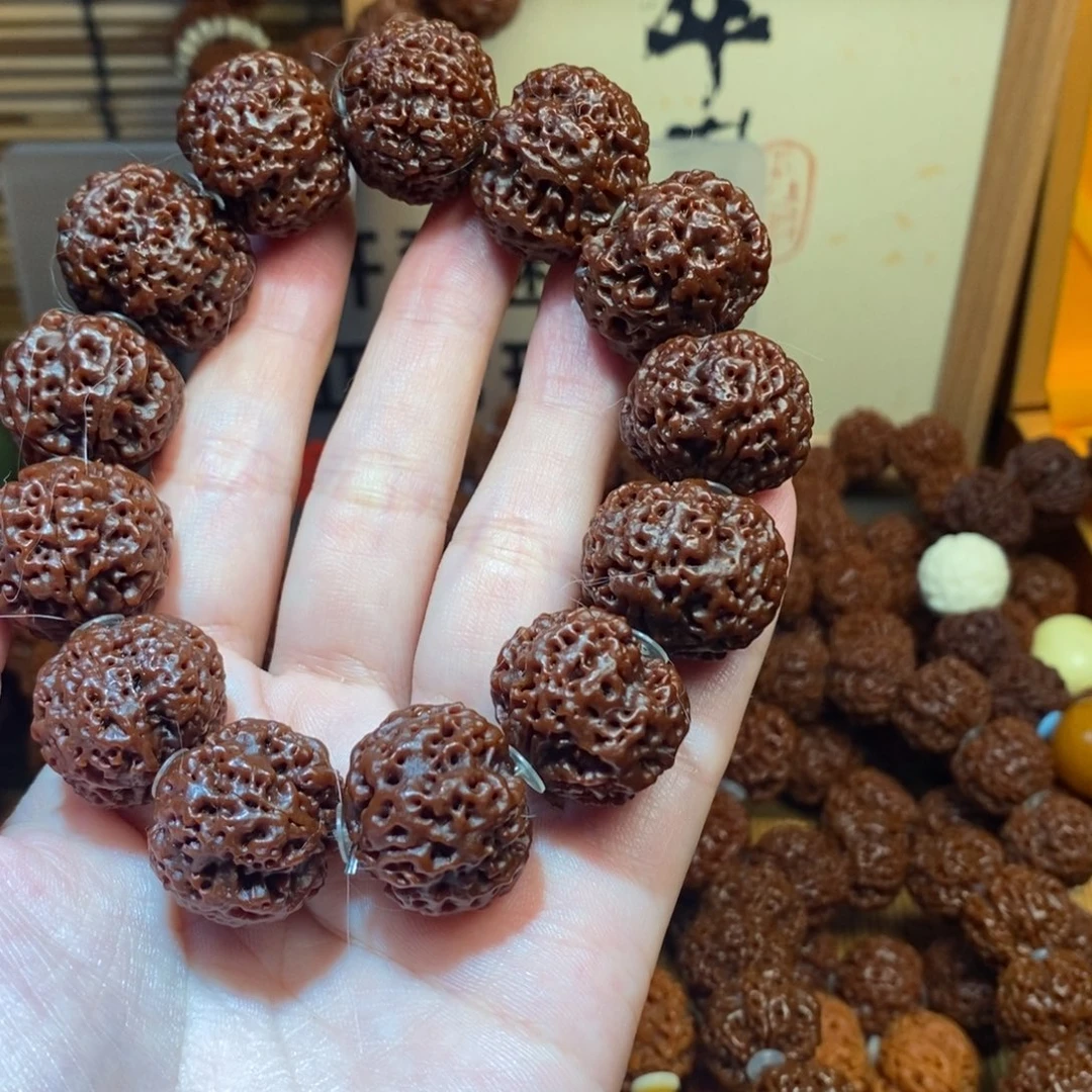 吊坠金刚菩提225。黑金刚