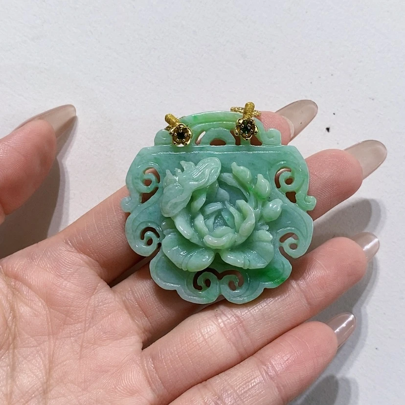 【闪购商品】颈饰未镶嵌翡翠