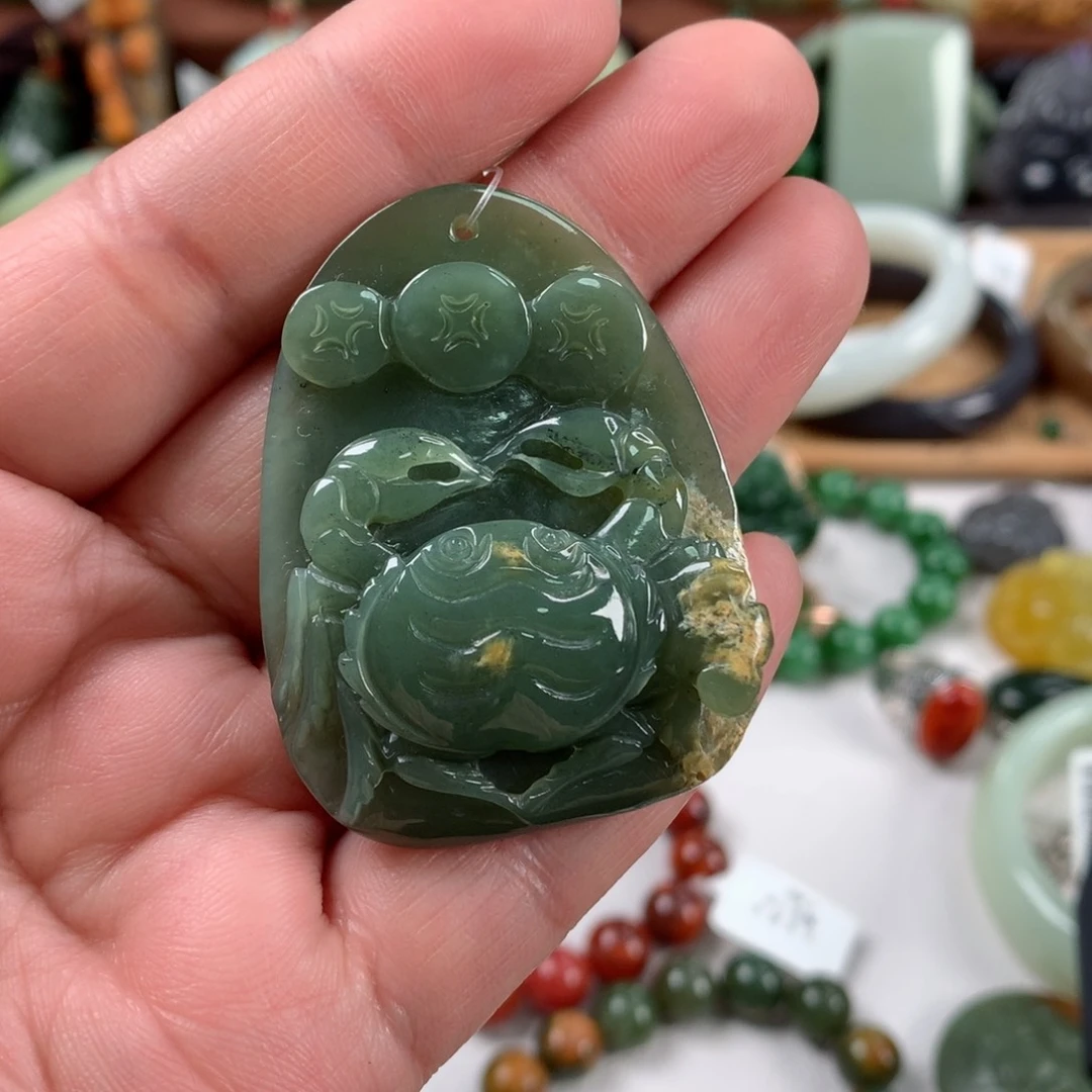 岫岩河磨玉（透闪石质玉）颈饰未镶嵌