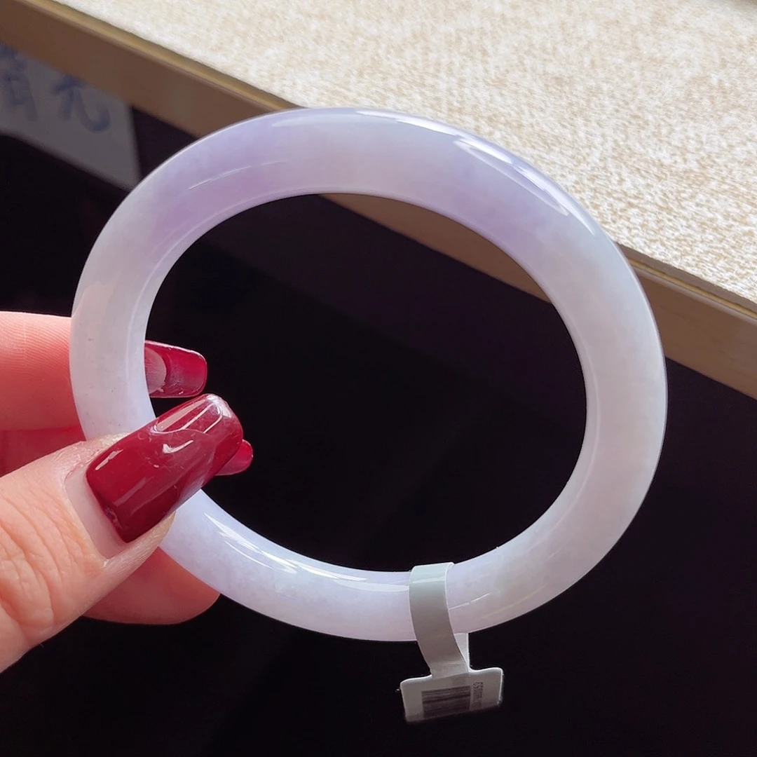 翡翠手镯未镶嵌手镯