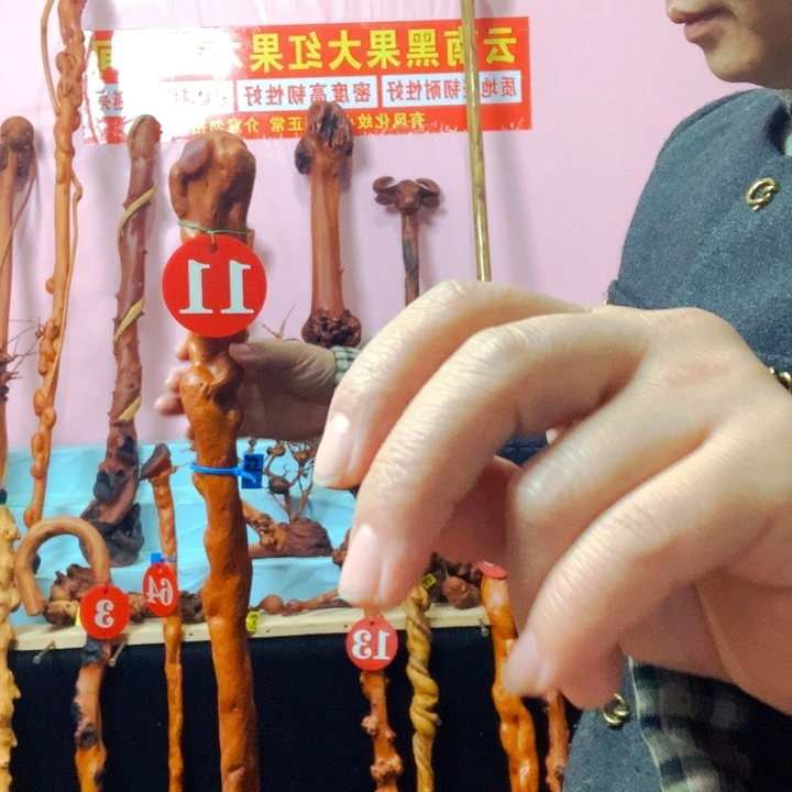 今天晚上去图书馆看看有没有喜欢的