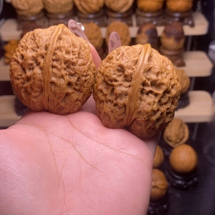 文玩核桃吊坠46虎头蟾Y21