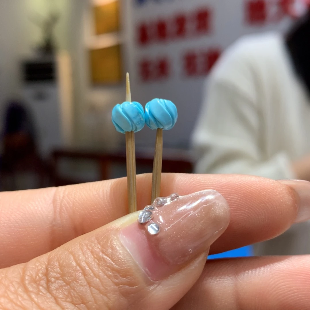 绿松石配饰未镶嵌