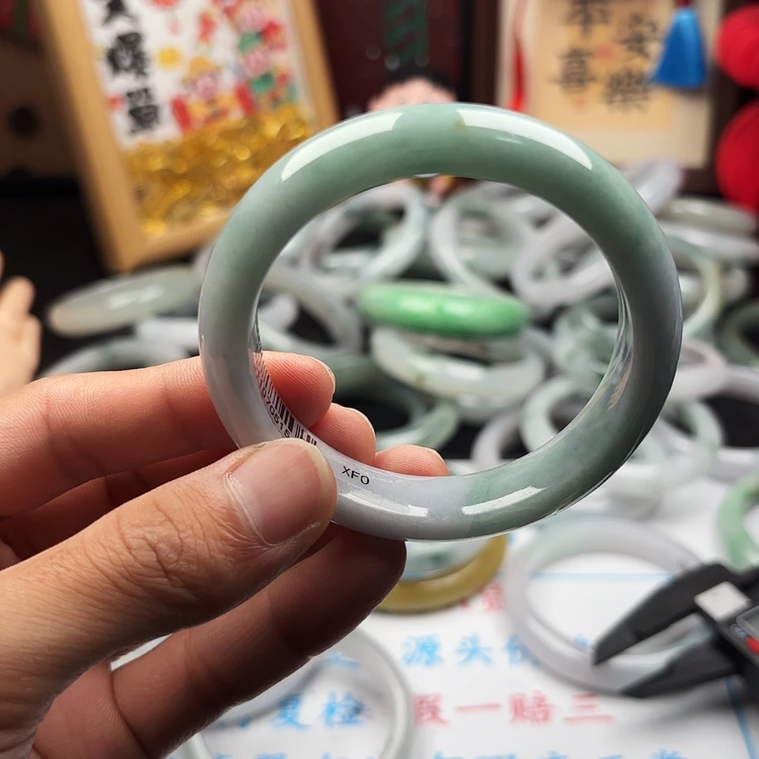 翡翠未镶嵌手镯5657 5