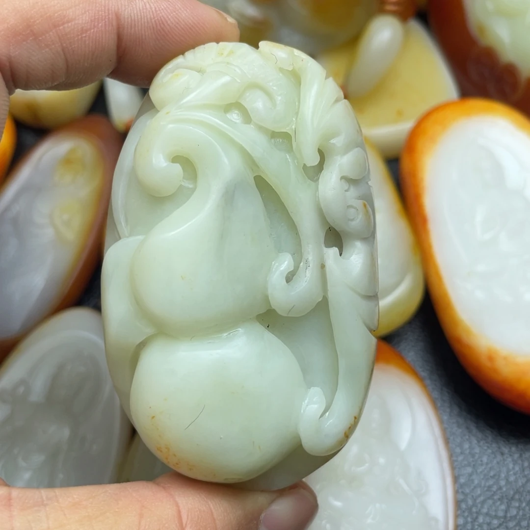 和田玉未镶嵌挂件