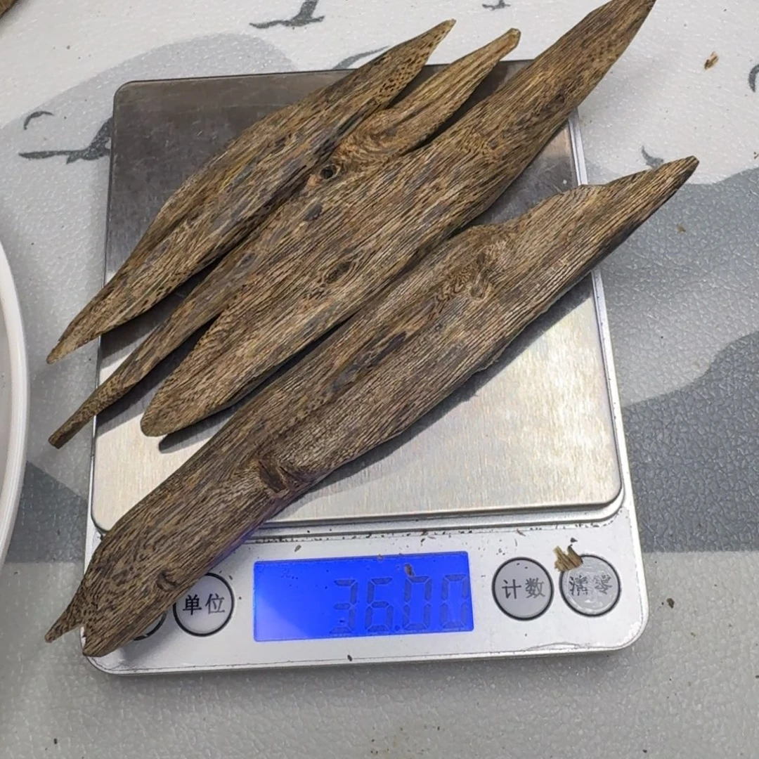 沉香碎屑沉香树心油36克