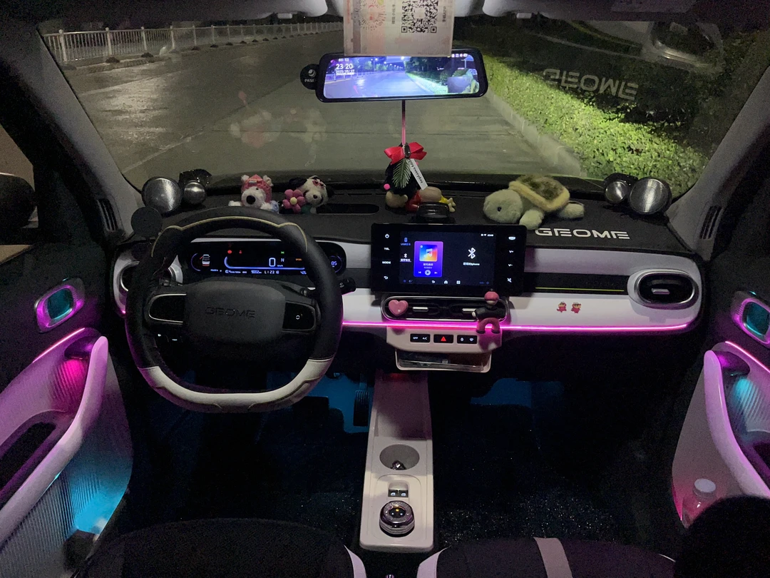 ［麦兜专属］吉利熊猫卡丁骑士元气耐力mini64色原装专用动态氛围灯