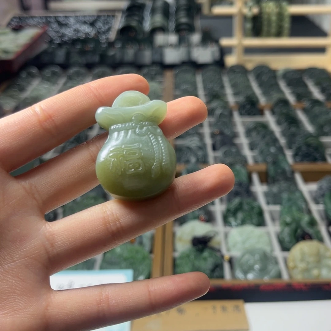 颈饰未镶嵌和田玉22