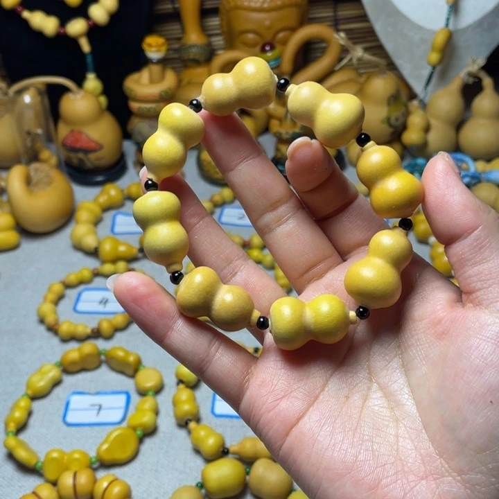 坚***利大叶紫檀（黑酸枝木类）