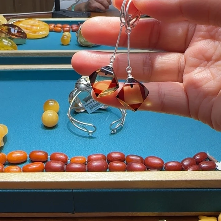 琥珀未镶嵌耳饰波兰设计款琥珀蜜蜡