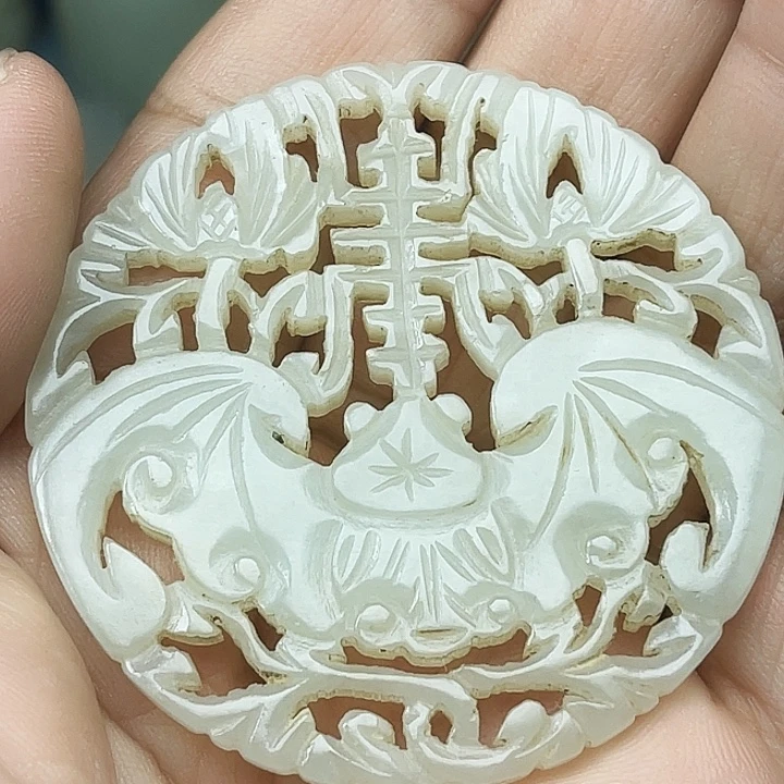 和田玉（青白玉）未镶嵌颈饰