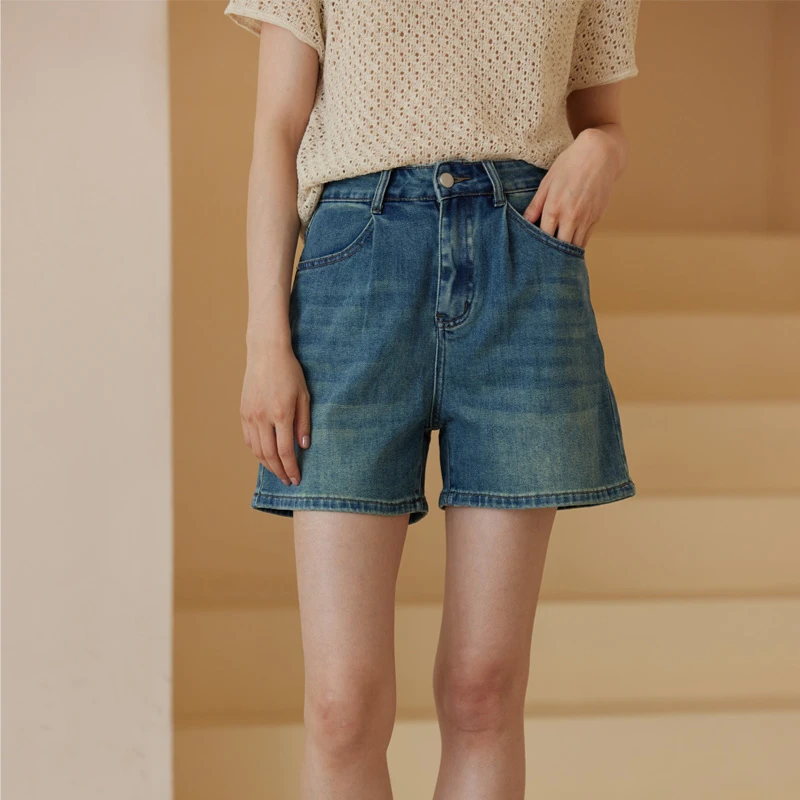 【女装优选】哈齿小姐阳光牛仔短裤20NH2406279K