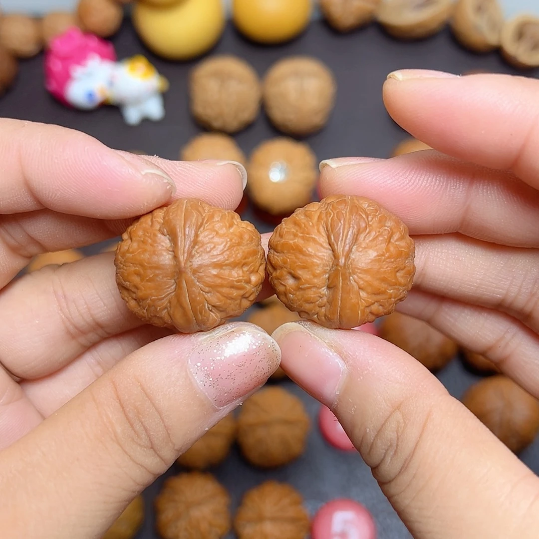 文玩核桃把件27尺麒麟元宝008