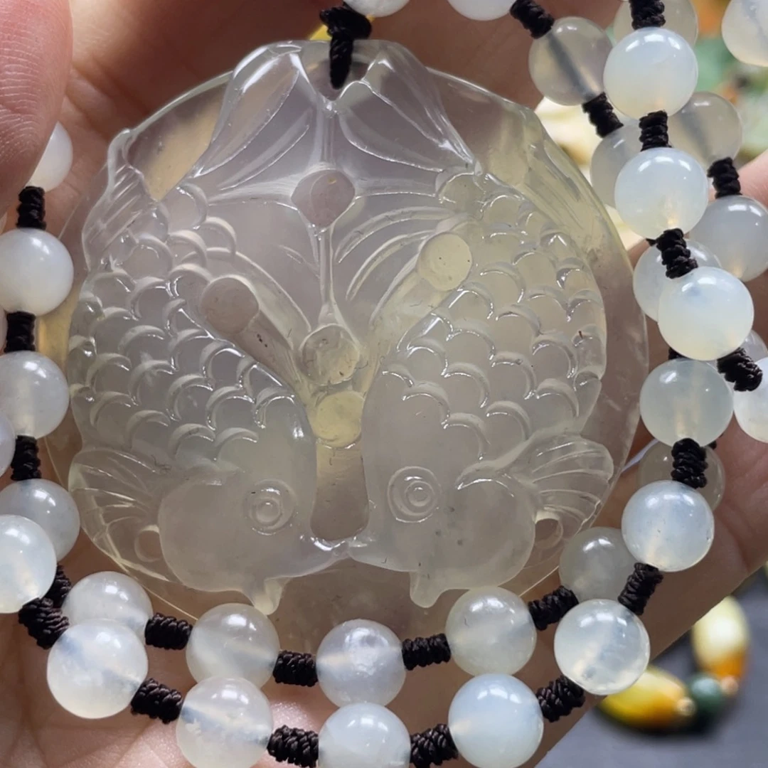 蛇纹石玉颈饰未镶嵌