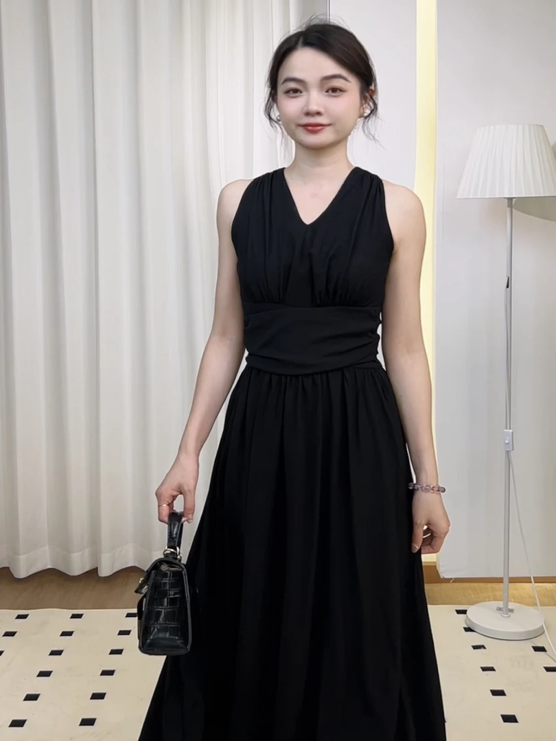（小美人鱼）小个子法式挂脖V领无袖气质显瘦沙漏收腰长裙XF250503