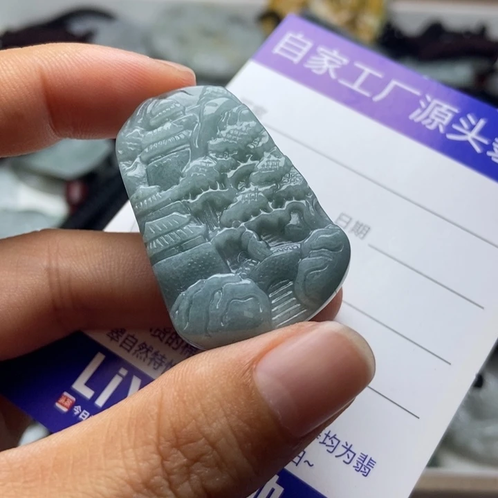 翡翠未镶嵌颈饰翡翠