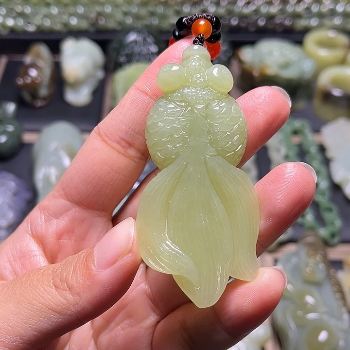 和田玉未镶嵌挂件