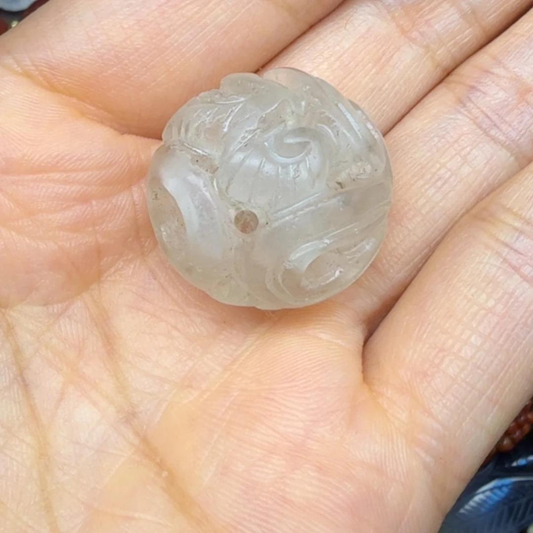 用***豆水晶未镶嵌吊坠(不含链)水晶吊坠