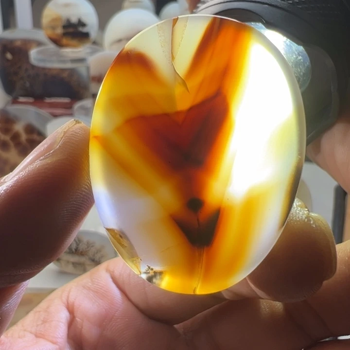 未镶嵌玛瑙/玉髓珠宝奇石