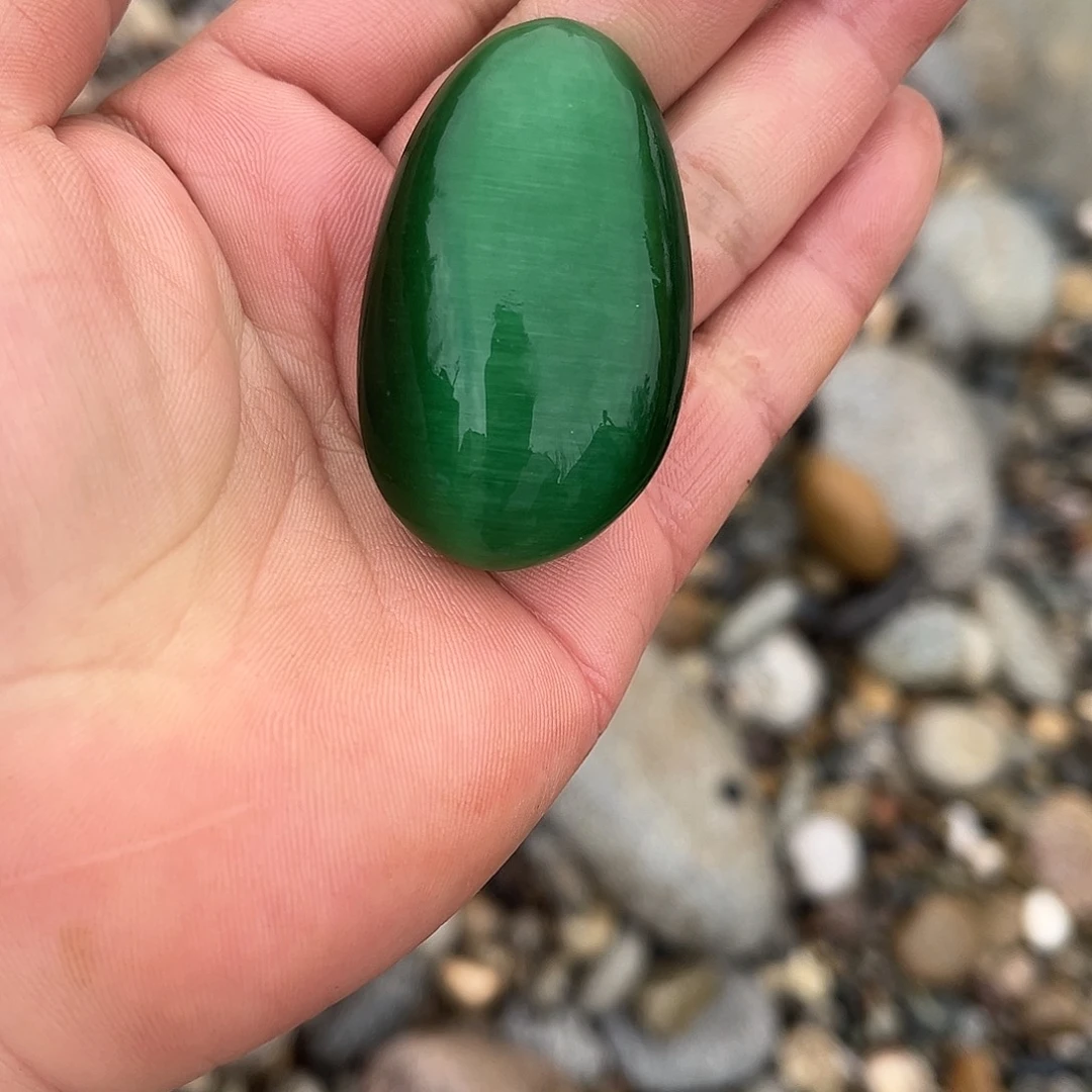 和田玉（糖玉）未镶嵌珠宝奇石