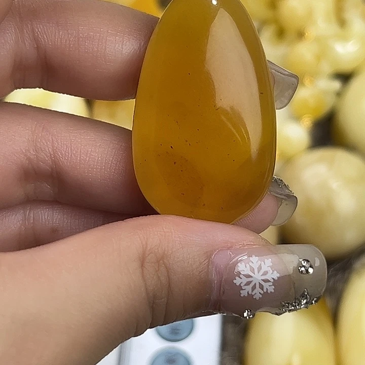 蜜蜡未镶嵌裸石微瑕105