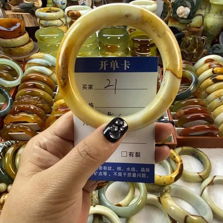✟***￣蛇纹石玉未镶嵌手镯瑕无售后