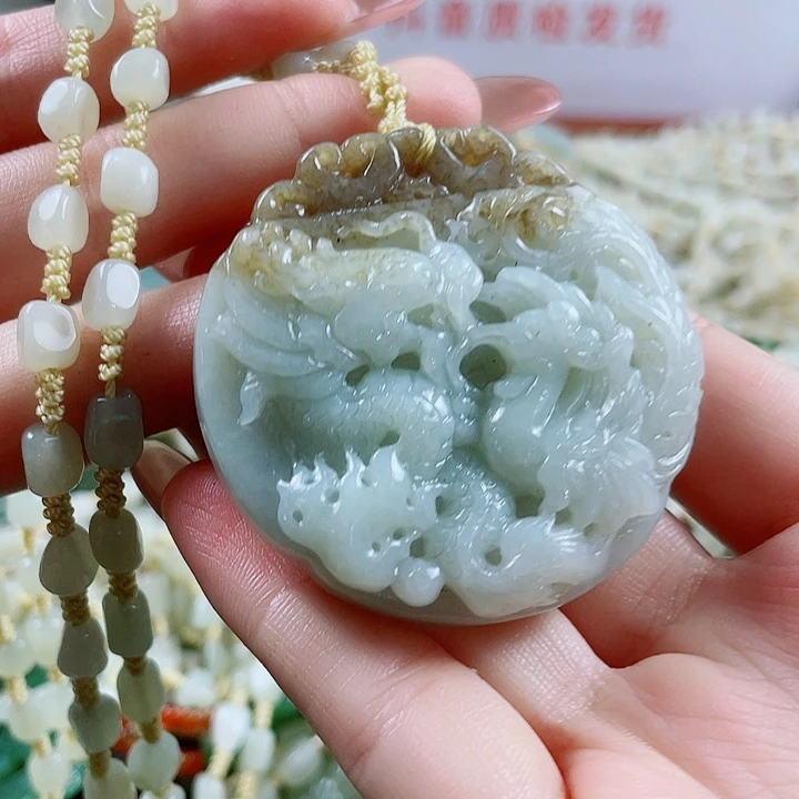 未镶嵌和田玉挂件
