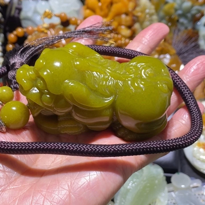 岫玉岫玉吊坠未镶嵌