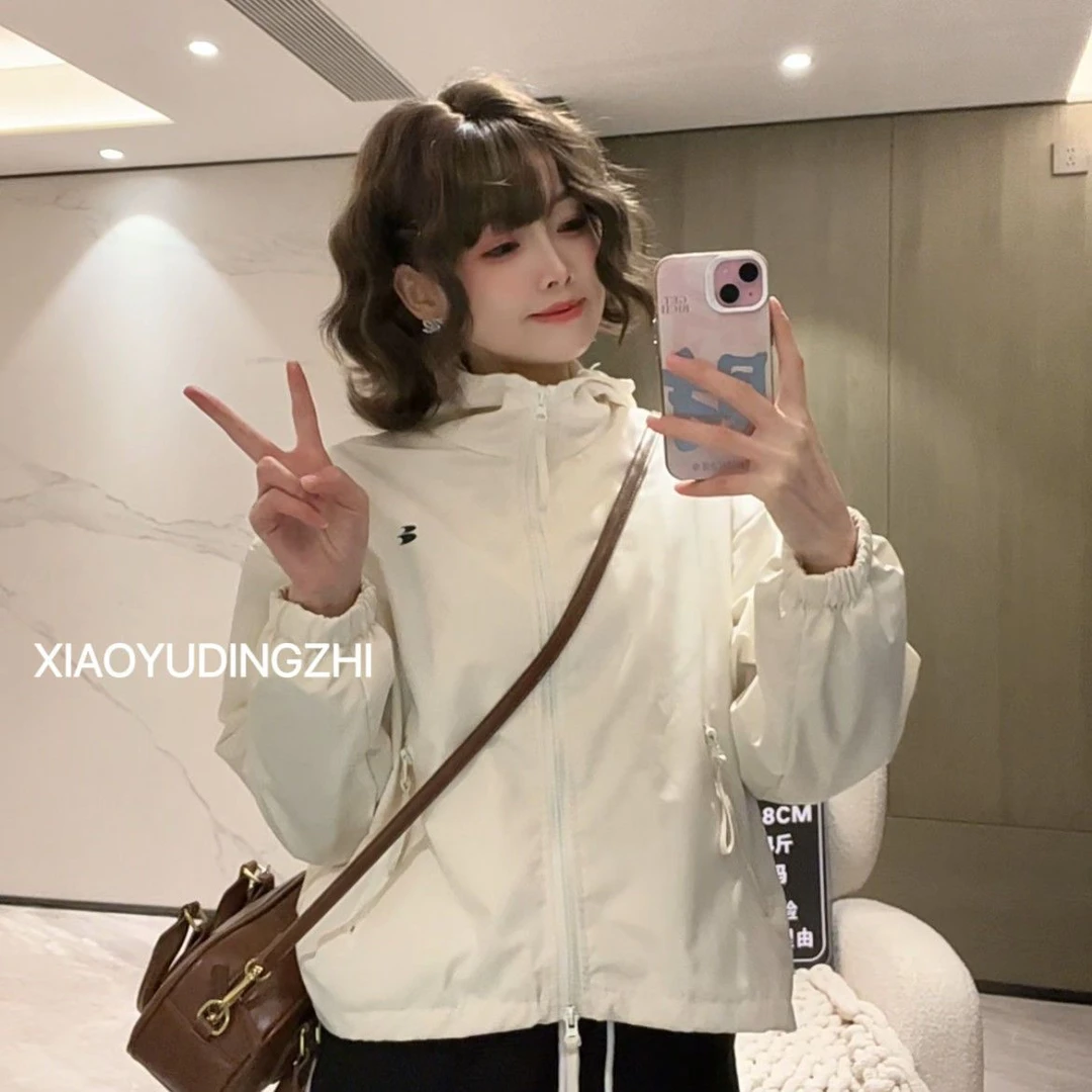 戴维贝拉联名叮当猫【热卖中】2025春新款连帽拉链外套小香风薄款宽