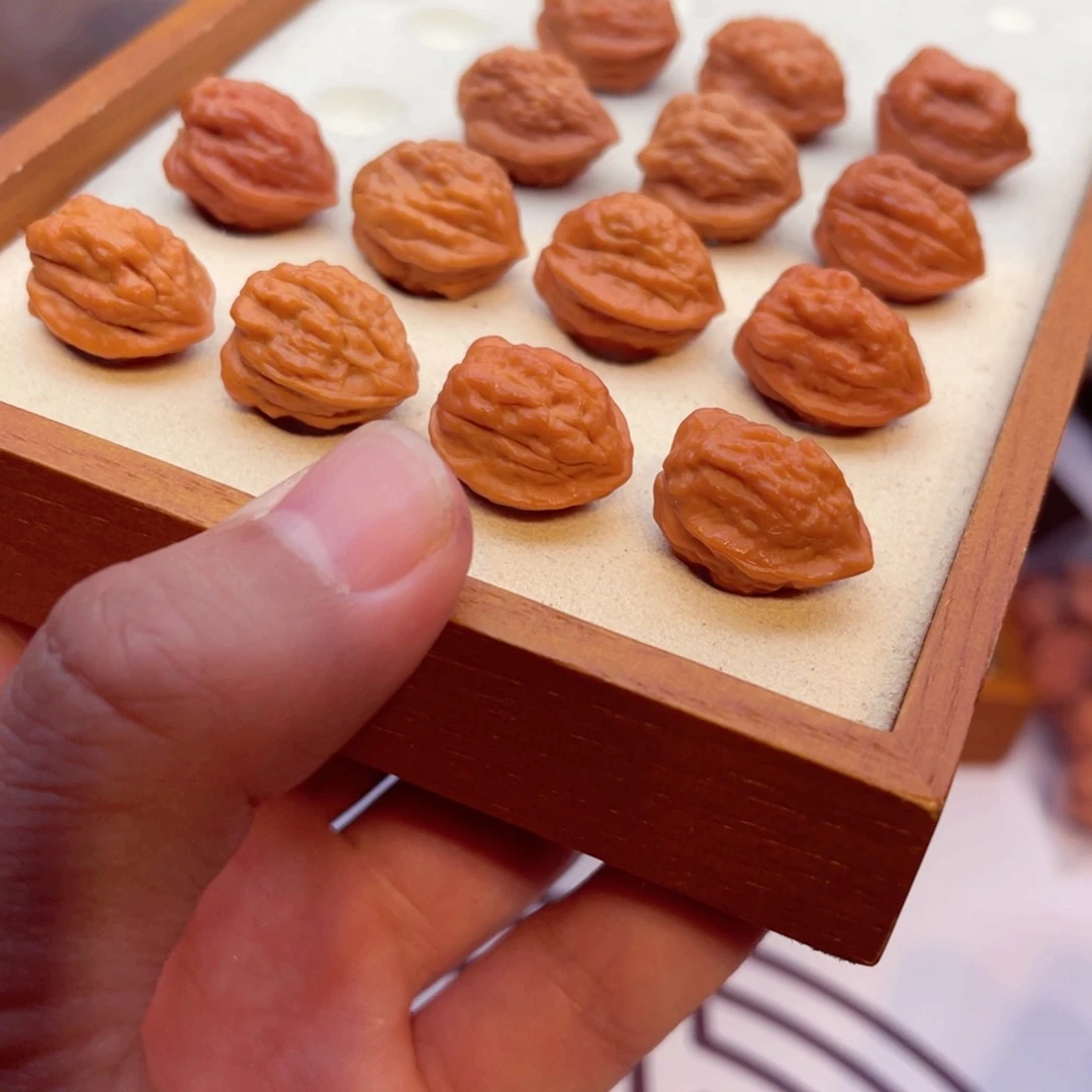 文玩核桃手串蛤蟆头