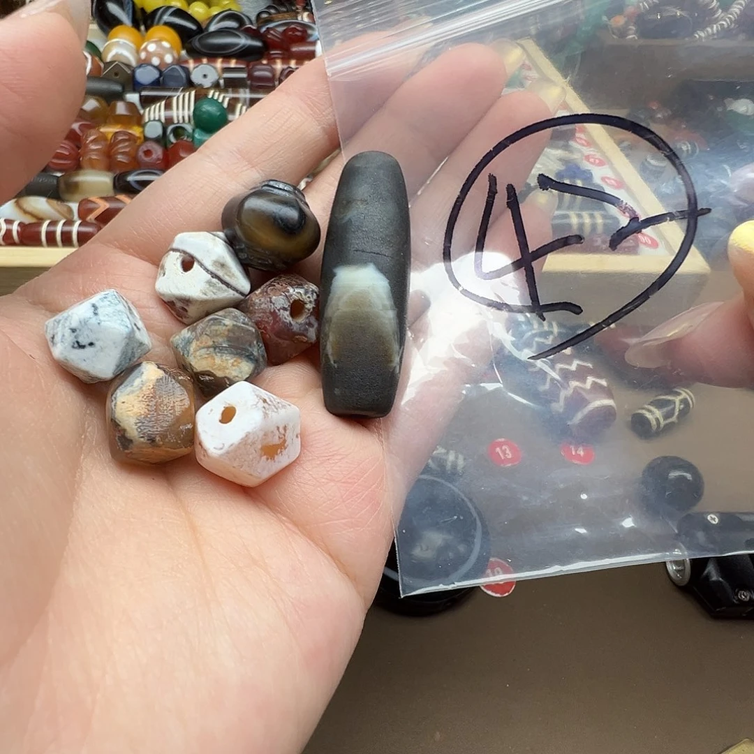 玛瑙/玉髓未镶嵌珠宝半成品