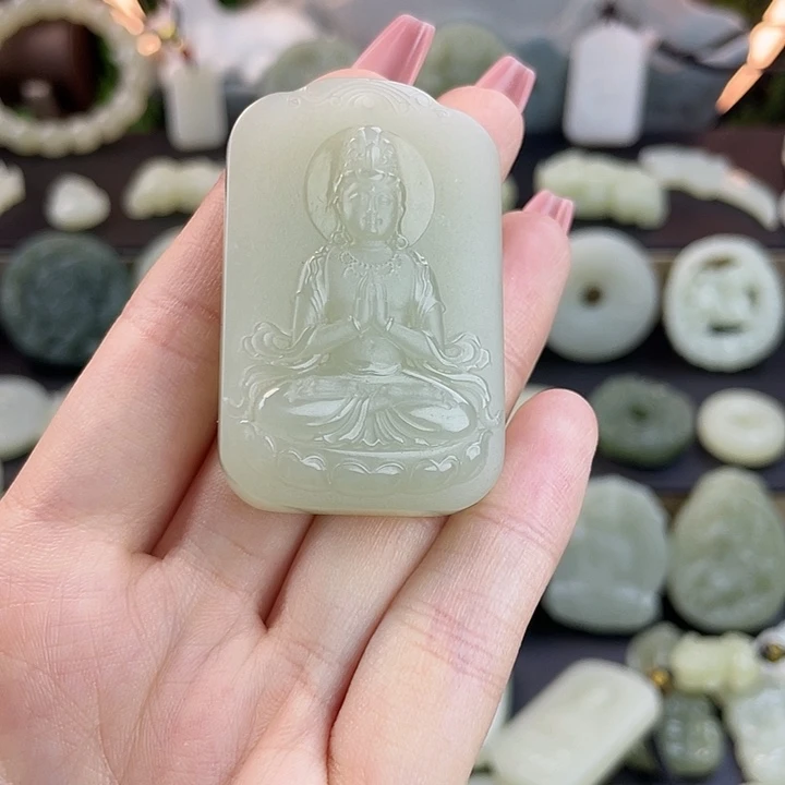 和田玉未镶嵌颈饰