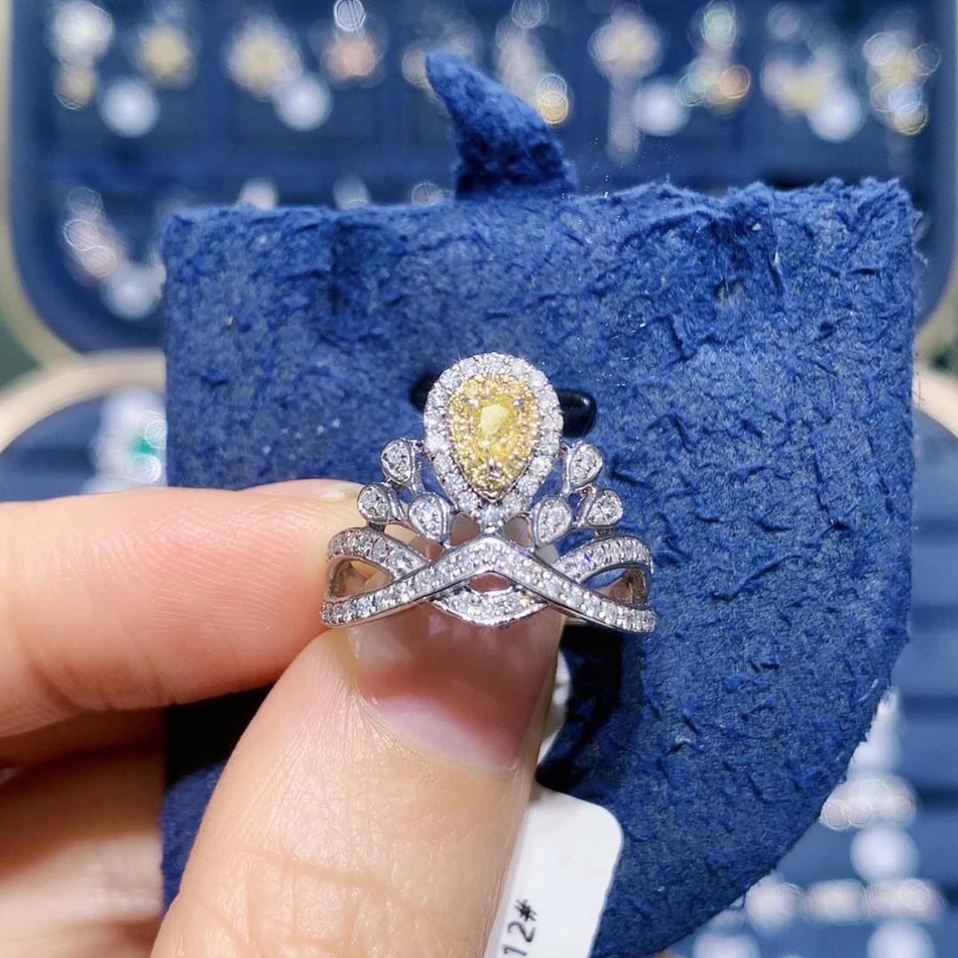 【闪购商品】铂Pt900镶嵌戒托钻石为爱加冕皇冠戒指