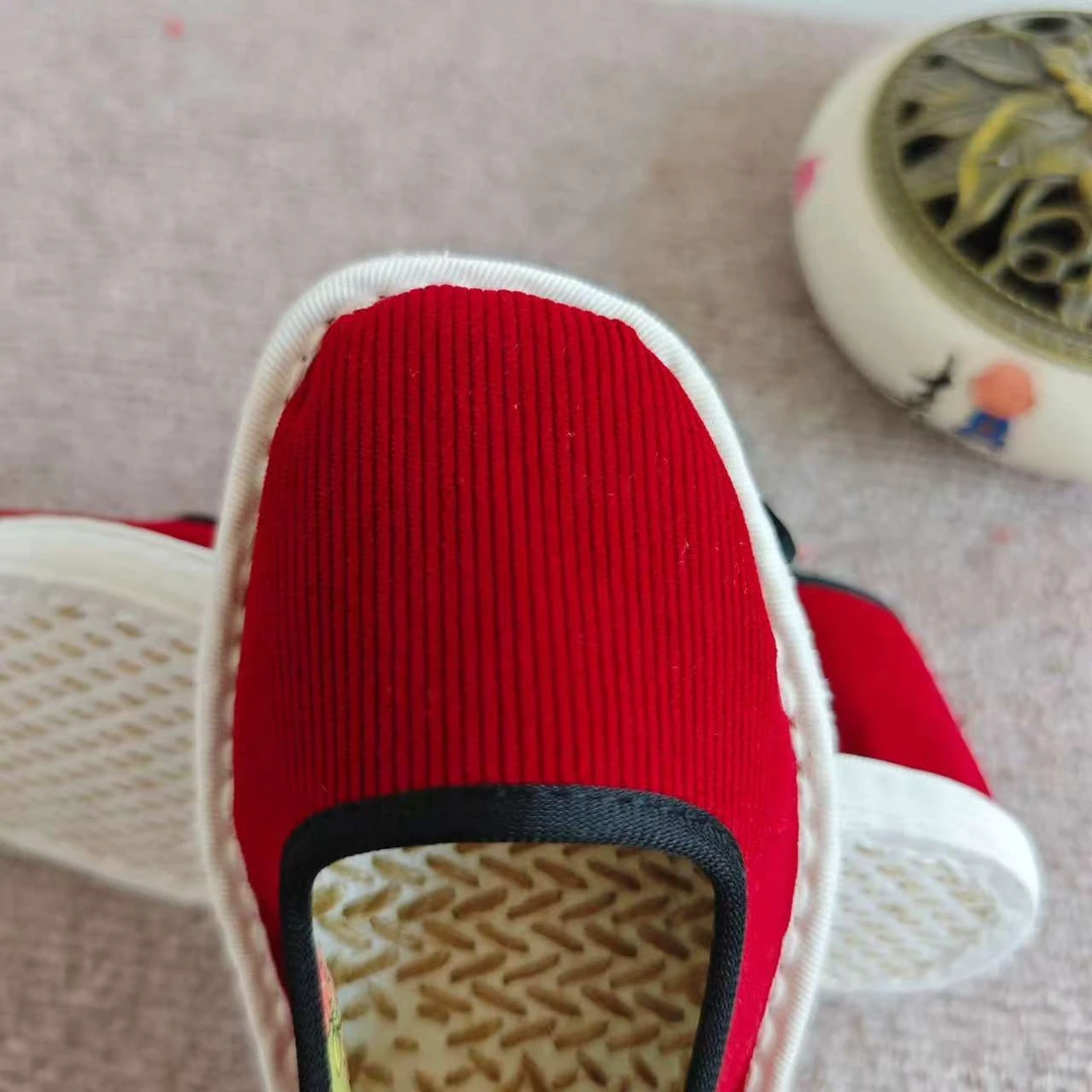 手工纳底布鞋女士浅口带带黑色红色一字扣手工拉毛边布鞋春秋厂家