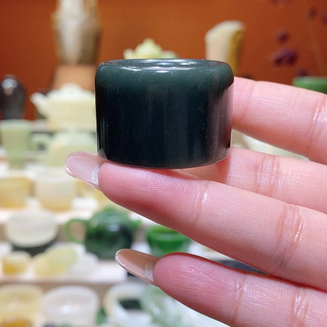 未镶嵌和田玉把件和田玉青玉扳指22mm