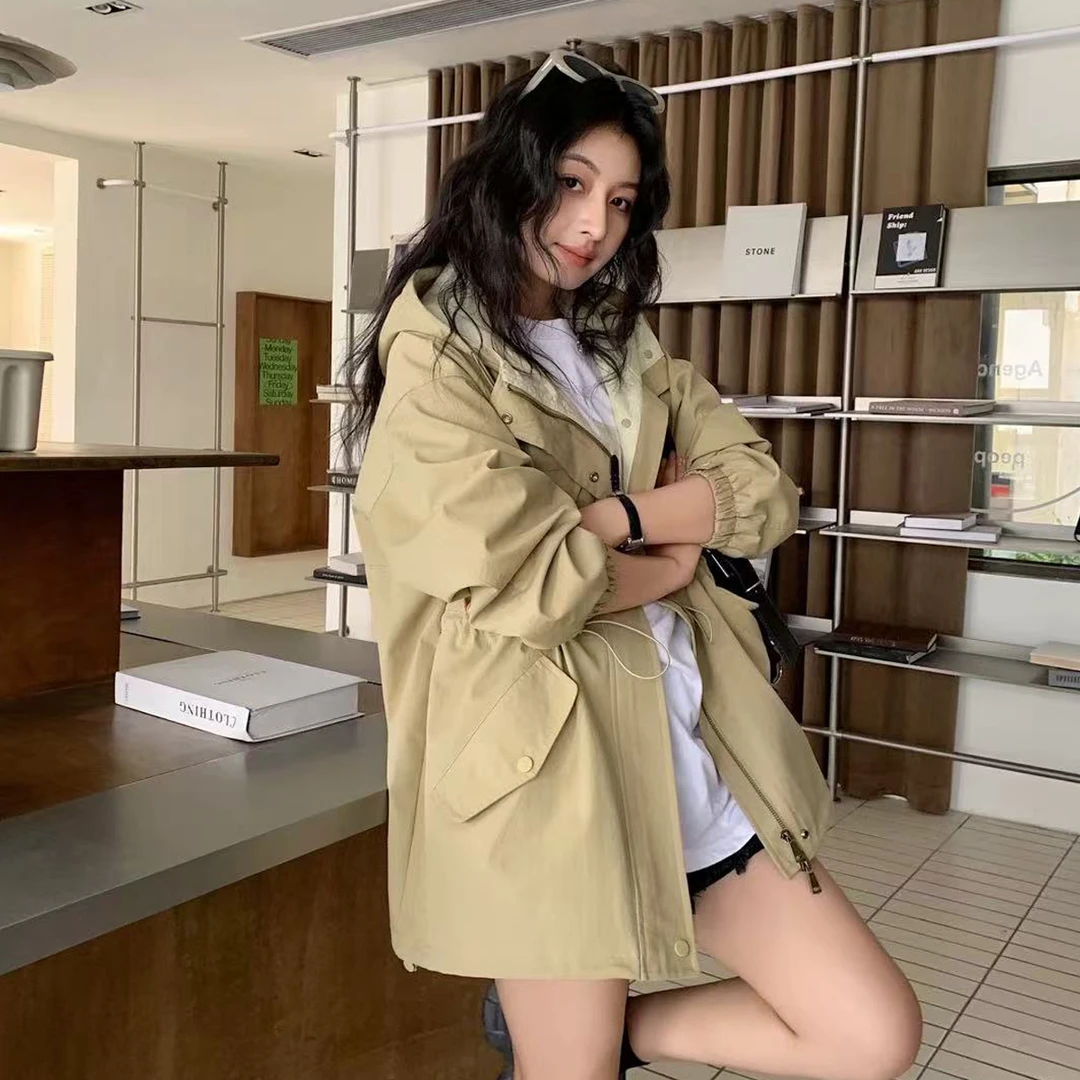 大码女装秋装新款风衣外套胖妹妹中长款工装连帽宽松休闲