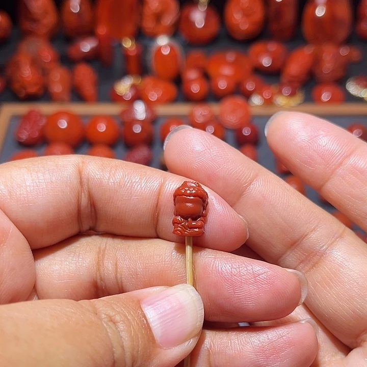 南红玛瑙未镶嵌配饰满色满肉无 相佛8.3mm