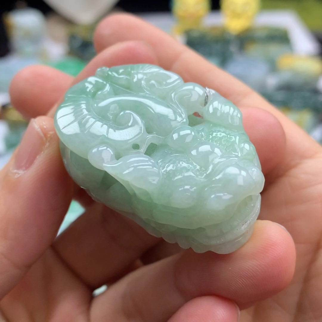 翡翠未镶嵌颈饰翡翠貔貅