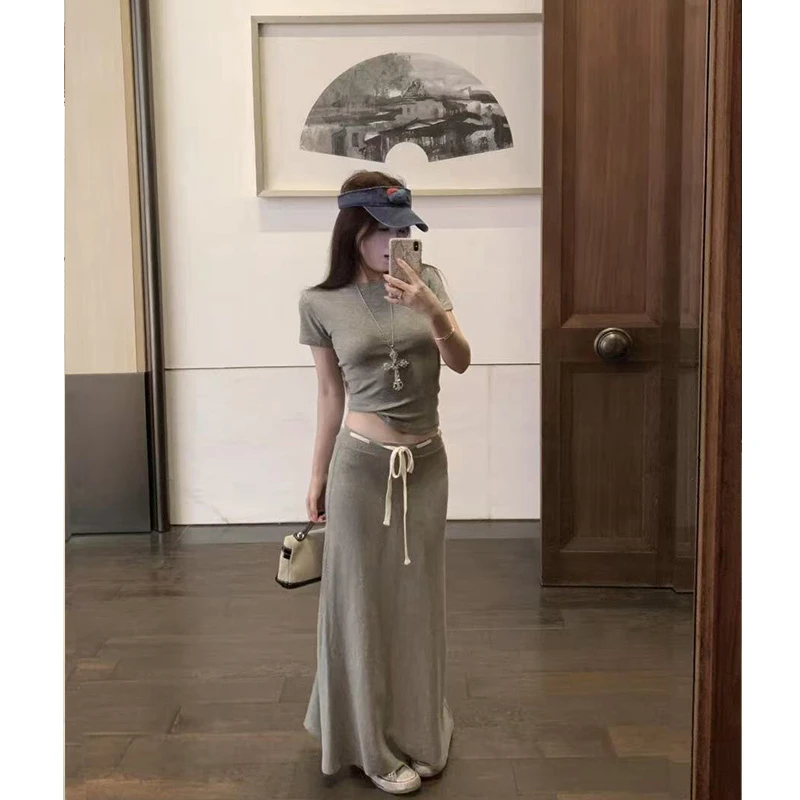 圆领修身短袖t恤女夏季新款抽绳设计感高腰垂感a字半身裙两件套装