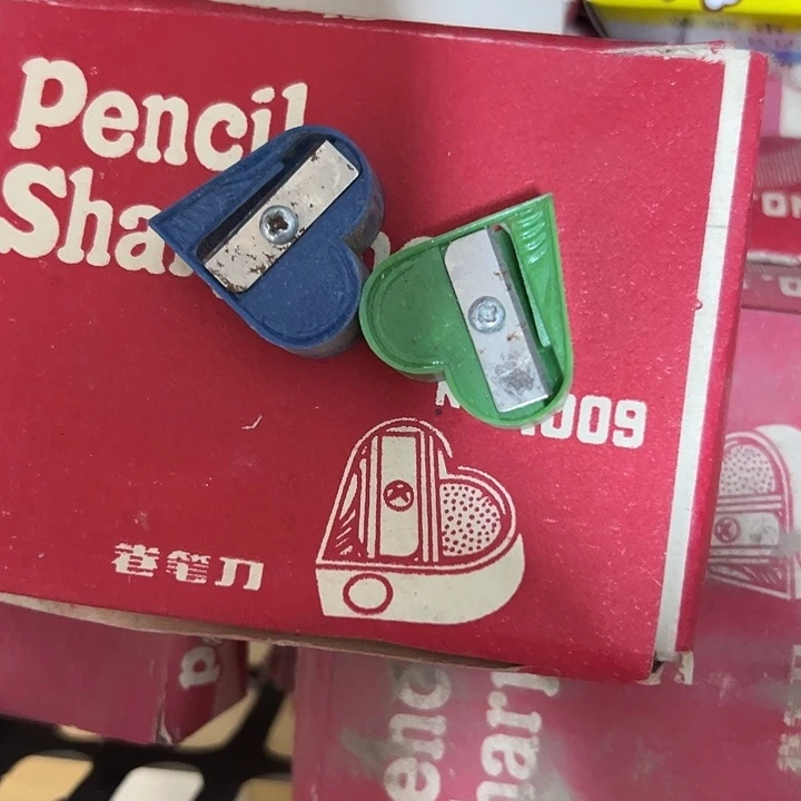 3***8瓷片陶瓷制品摆件2个