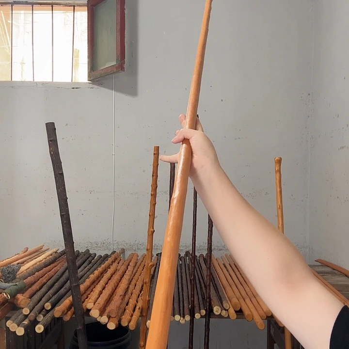 茅***帅秦岭石山红荀子鞭杆