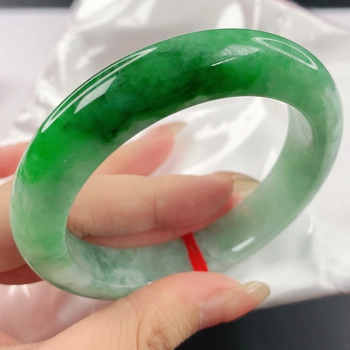 未镶嵌手镯翡翠，932