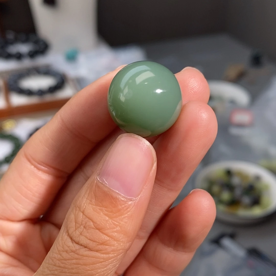 和田玉未镶嵌吊坠(不含链)18