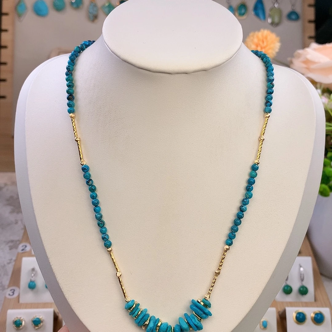 未镶嵌绿松石颈饰